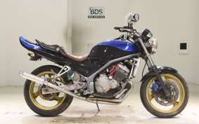 KAWASAKI BALIUS 250 2019 ZR250A