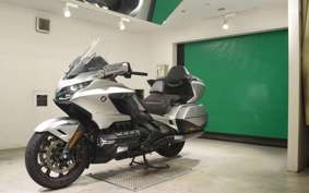 HONDA GL 1800 GOLD WING TOUR DCT 2025 SC79