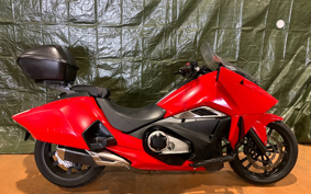 HONDA NM4 VULTUS -02 2016 RC82