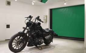 HARLEY XL883N 2014