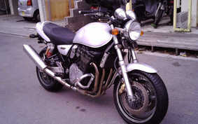 SUZUKI INAZUMA 1200 (GSX1200) 1999 GV76A