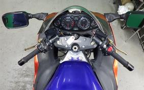 SUZUKI GSX-1300R HAYABUSA 1999