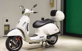 VESPA GTS150 SUPER 2023
