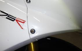 TRIUMPH DAYTONA 675 R 2013