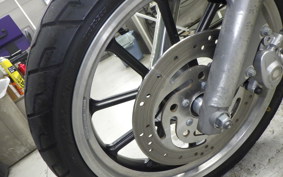 HARLEY XL883LI 2013