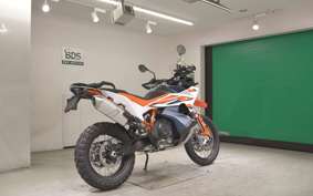 KTM 890 ADVENTURE	 R 2026