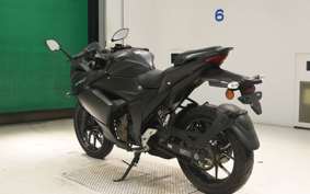 SUZUKI GIXXER 250 SF