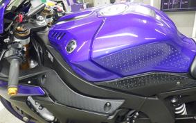 YAMAHA YZF-R1 2019