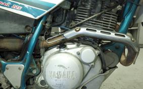 YAMAHA SEROW 225 Gen.3 4JG