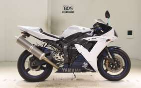 YAMAHA YZF-R1 2004