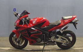 HONDA CBR600RR 2004 PC37