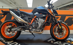 KTM 890 DUKE R TU940