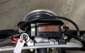 SUZUKI DJEBEL250XC SJ45A
