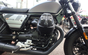 HARLEY FXSB BREAKOUT 2013 BF5