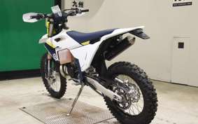 HUSQVARNA TE250 2023