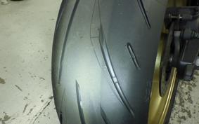 YAMAHA YZF-R1 2012 RN24J