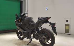 YAMAHA YZF R-3 2021 RH13J