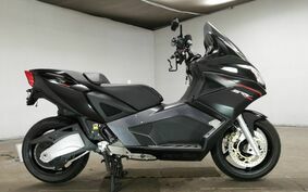 APRILIA SRV850 2015 M551