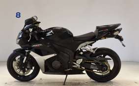 HONDA CBR600RR GEN 3 2007 PC40
