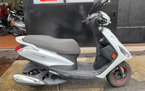 YAMAHA AXIS Z SEJ6J