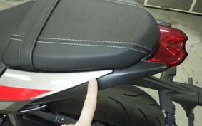 TRIUMPH STREET TRIPLE R 2020