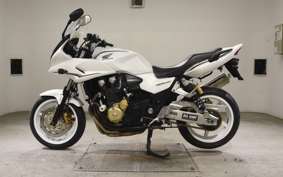 HONDA CB1300SB SUPER BOLDOR A 2012 SC54