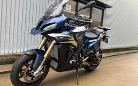 BMW S1000XR 2026 0P11