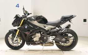 BMW S1000R 2015