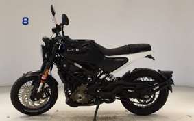 HUSQVARNA SVARTPILEN 401 2025