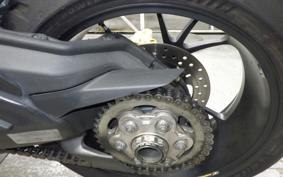 DUCATI 1199 PANIGALE R 2013