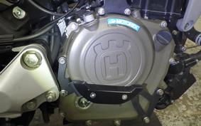HUSQVARNA SVARTPILEN 250 2017