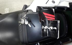 HONDA NM4 VULTUS -02 2014 RC82