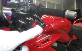 DUCATI STREETFIGHTER V4 S 2024