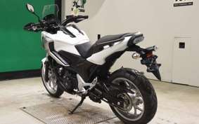HONDA NC750X A 2016 RC90