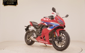 HONDA CBR650R E-Clutch 2025 RH17