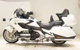 HONDA GL 1800 GOLD WING TOUR DCT 2019 SC79