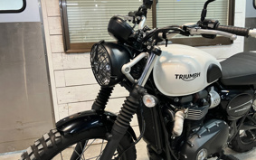 TRIUMPH STREET SCRAMBLER 2018 DAD78G