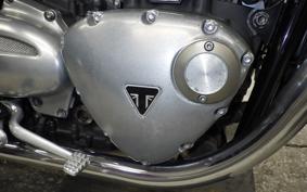 TRIUMPH BONNEVILLE T120 2016