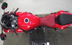 SUZUKI GSX-R600 2019