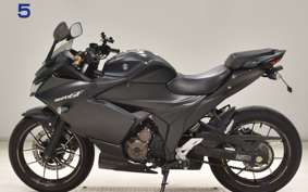 SUZUKI GIXXER 250 SF 2025
