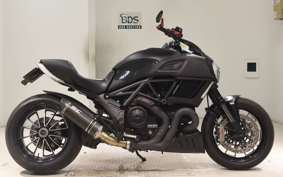 DUCATI DIAVEL 2016