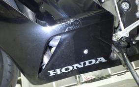 HONDA CBR1000RR 2005