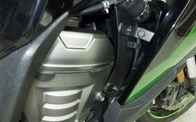 KAWASAKI VERSYS 1000 SE 2021 LZT00D