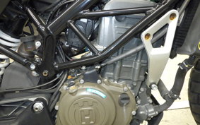 HUSQVARNA SVARTPILEN 401 2019