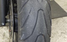 YAMAHA XJ6 N 2011