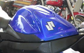 SUZUKI GSX-R600