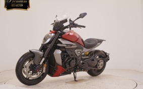 DUCATI XディアベルV4 2025