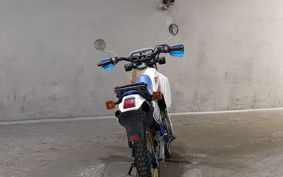 YAMAHA DT200 R 37F