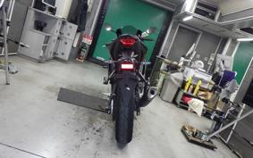 YAMAHA YZF R-3 2025 RH21J