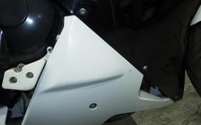 YAMAHA YZF-R1 2004